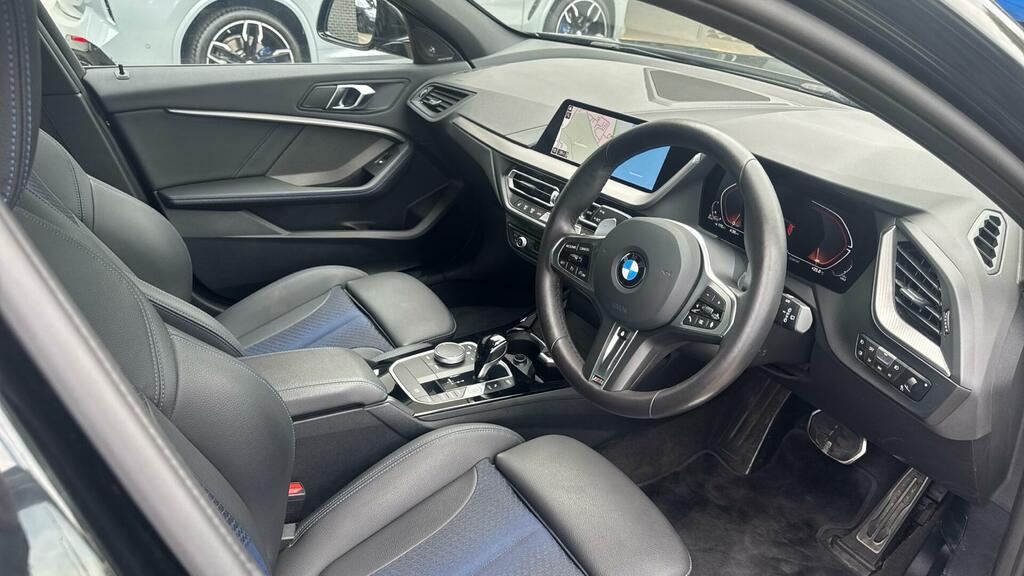 BMW 1 Series 120D M Sport Black #6
