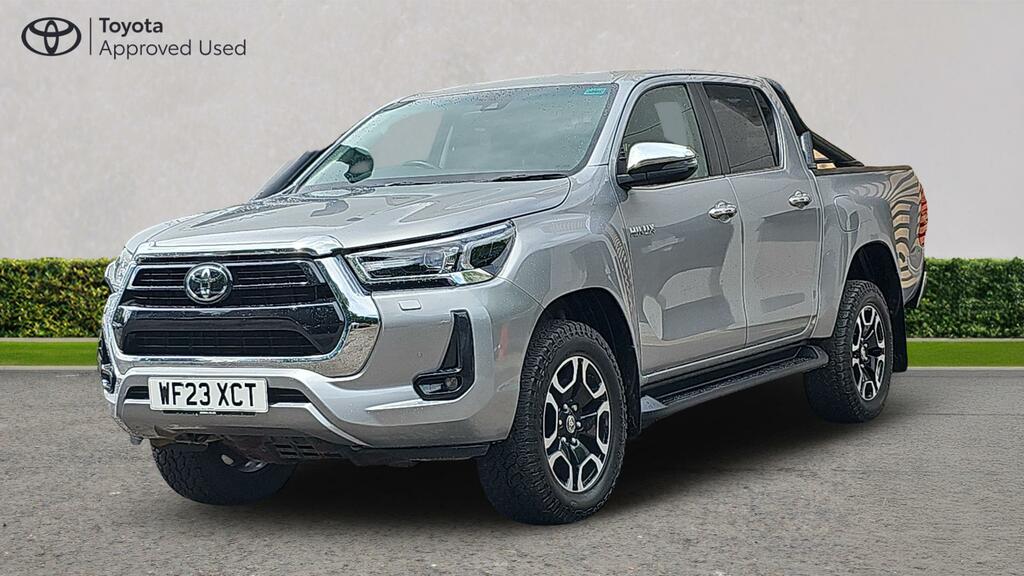 Toyota HILUX 2.8 D-4d Invincible 4Wd Euro 6 Ss WF23XCT Silver #3