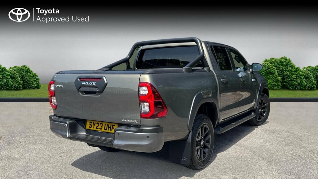 Toyota HILUX 2.8 D-4d Invincible X 4Wd Euro 6 Ss SY23UHF Brown #4