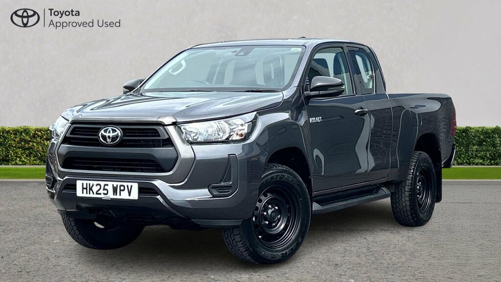 Toyota HILUX 2.8D Active Extra Pickup Double Cab Man Grey #3