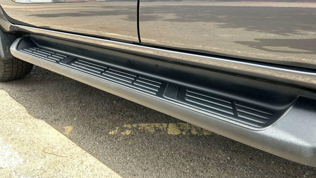 Toyota HILUX Invincible X Grey #32