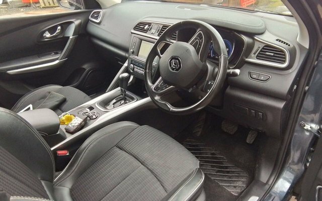 Renault Kadjar Signature Nav Dci Black #13