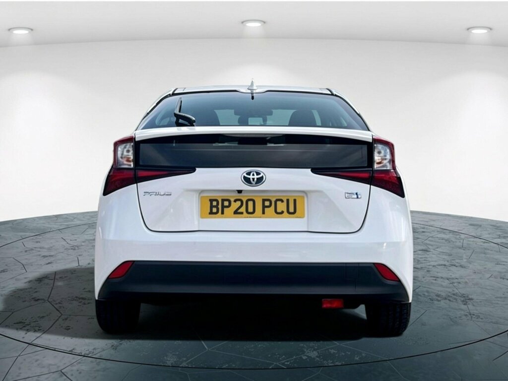 Toyota Prius 1.8 Vvti Excel Euro 6 Ss Cvt White #2