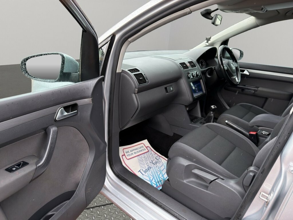 Volkswagen Touran 1.6 Tdi Se Euro 5 #56