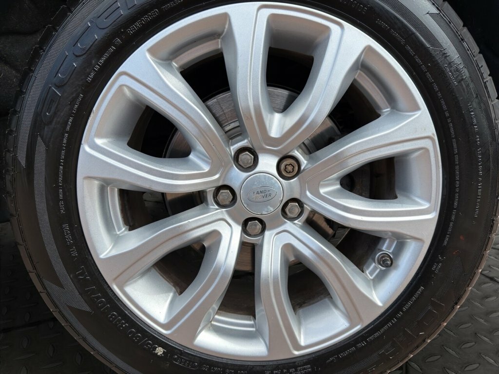 Land Rover Range Rover Evoque 2.0 Ed4 Se Tech 148 Bhp Grey #50