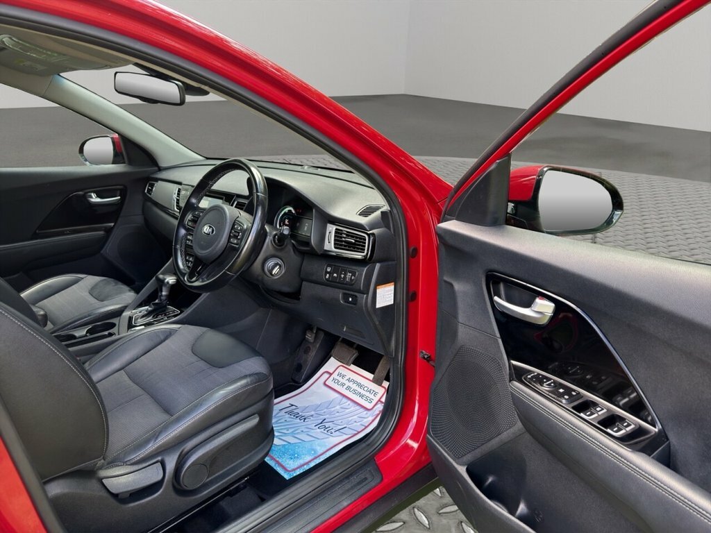 Kia Niro 3 Black #40