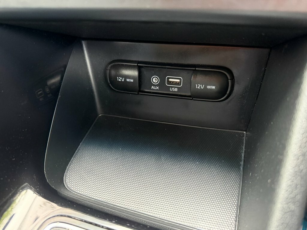 Kia Niro 3 Black #37