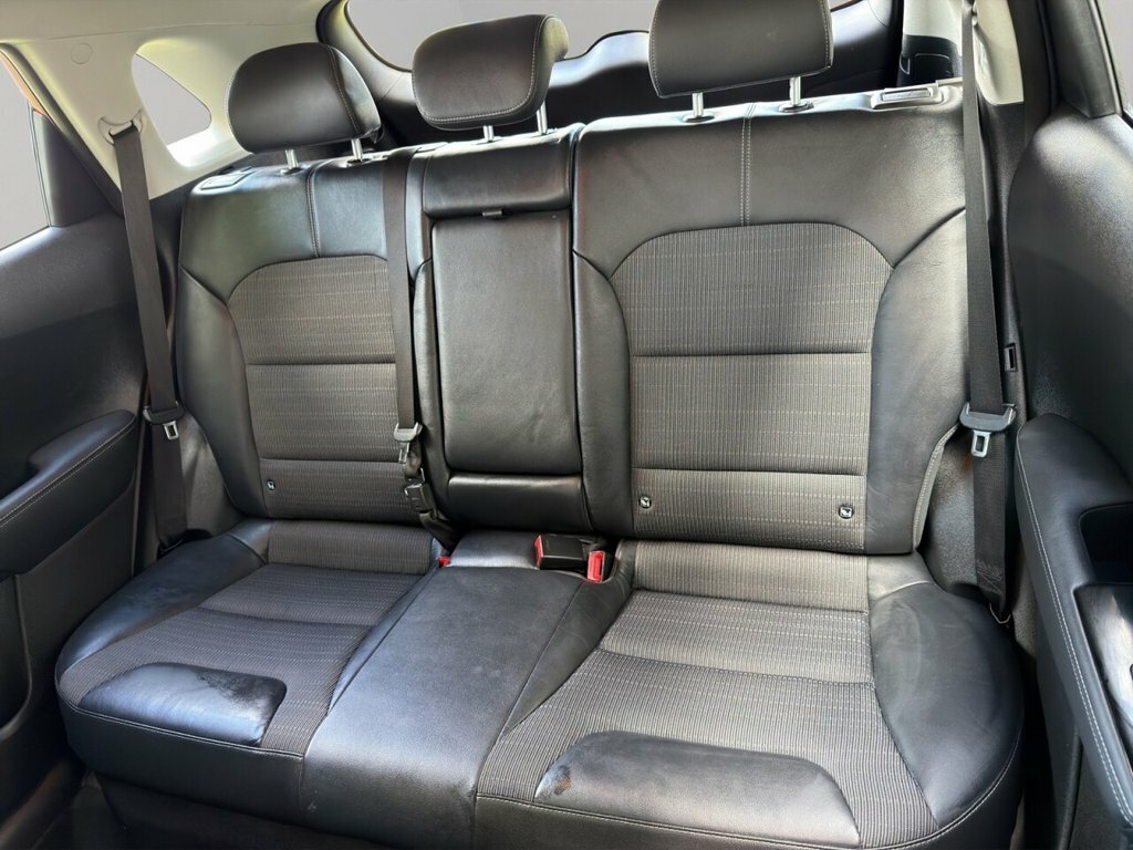Kia Niro 3 Black #17