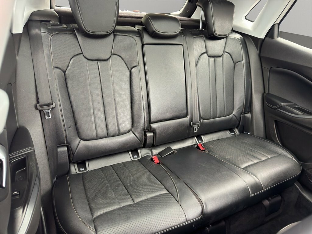 Vauxhall Grandland X Red #15