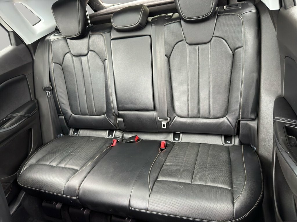 Vauxhall Grandland X Red #14