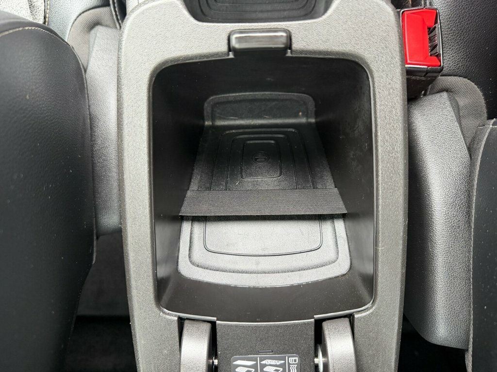Vauxhall Grandland X Red #40