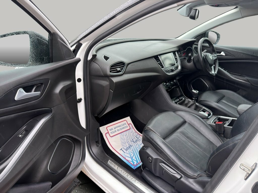 Vauxhall Grandland X Red #44