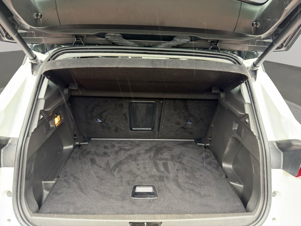 Vauxhall Grandland X Red #20