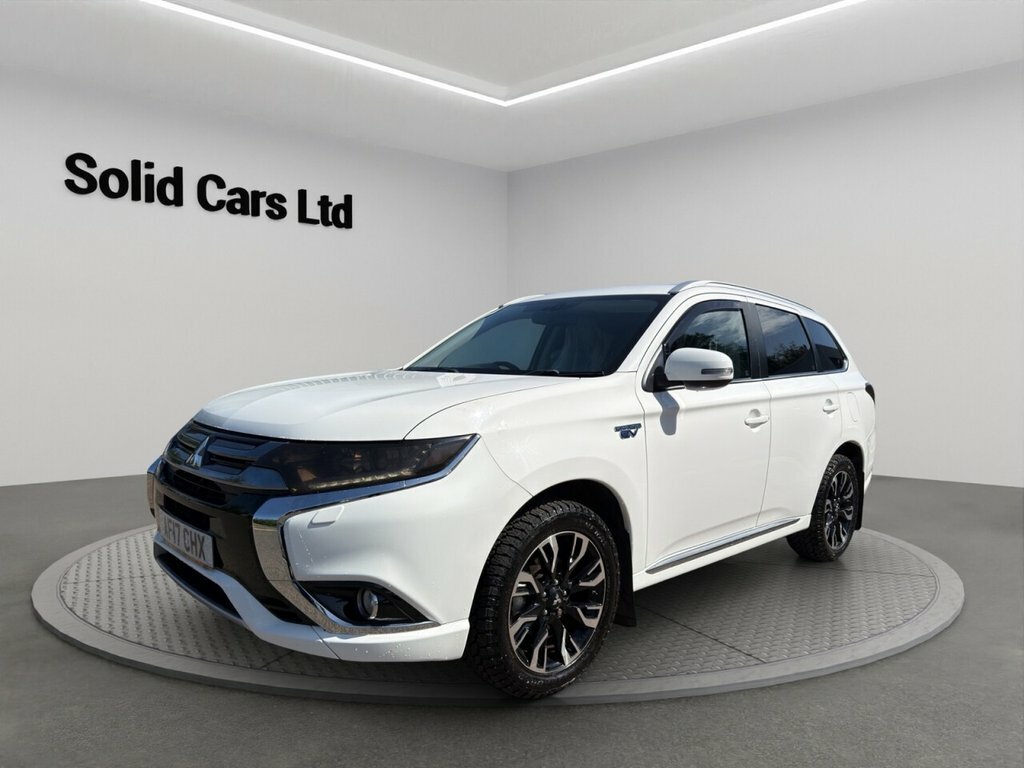 Mitsubishi Outlander Suv White