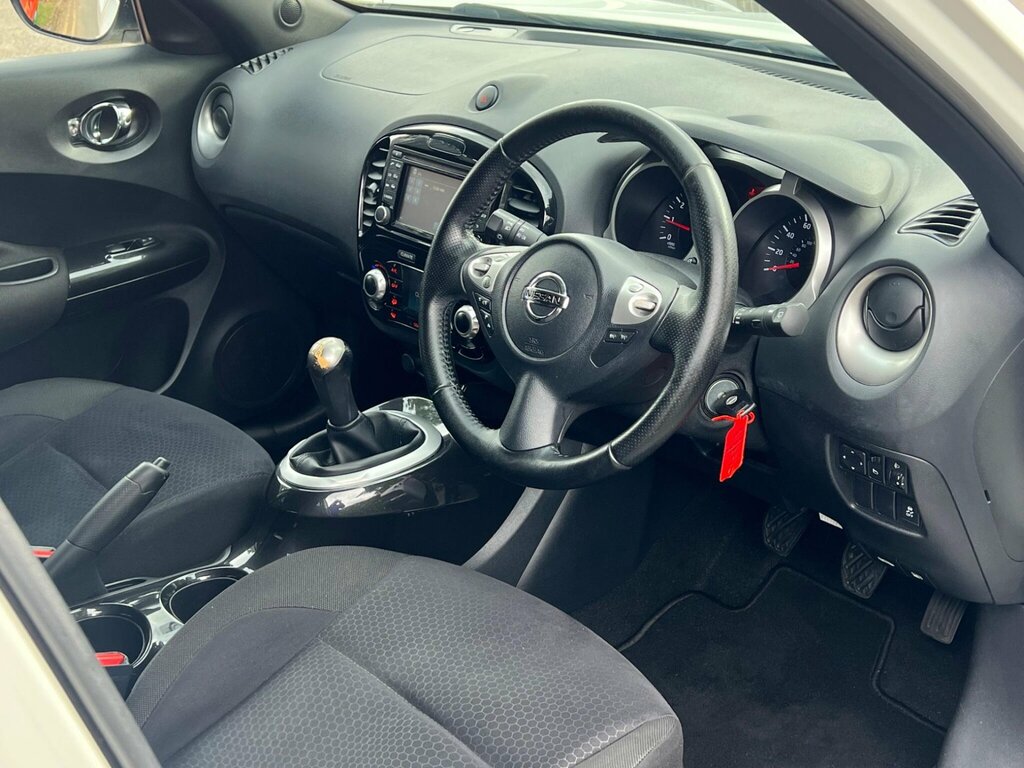 Nissan Juke 1.6 N-tec Euro 5 17In Alloy White #3