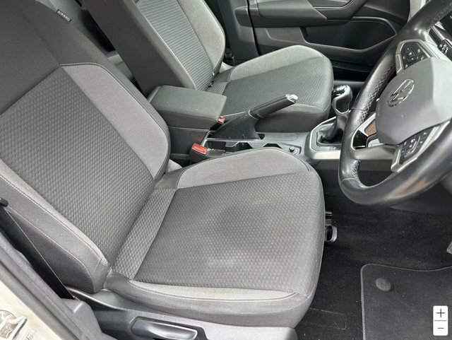 Volkswagen Taigo 1.0 Tsi Life Suv Euro 6 S S 9 Grey #3