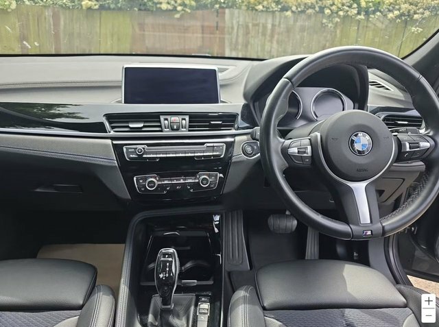 BMW X1 Sdrive20i Xline Grey #2