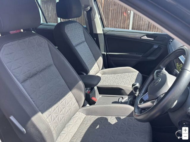 Volkswagen Tiguan 1.5 Tsi Life Suv Euro 6 S S 1 Grey #3