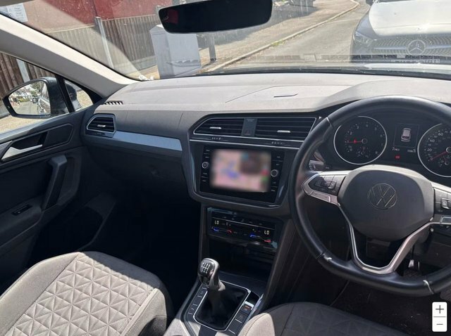 Volkswagen Tiguan 1.5 Tsi Life Suv Euro 6 S S 1 Grey #2