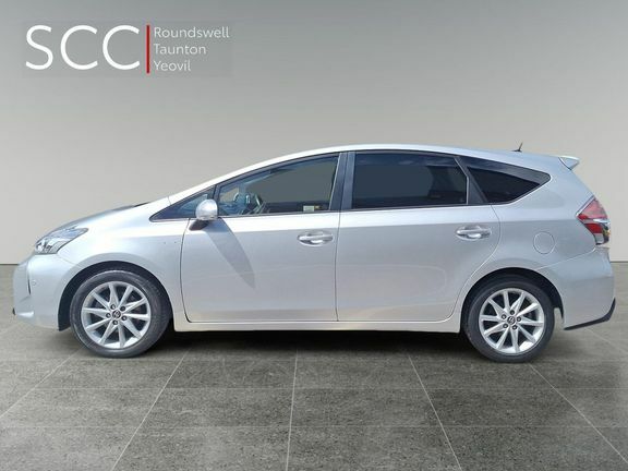 Toyota Prius+ Prius Excel Silver #3