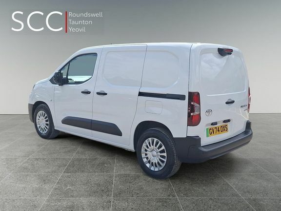 Toyota Proace City Icon 50Kwh Heat Pump White #4