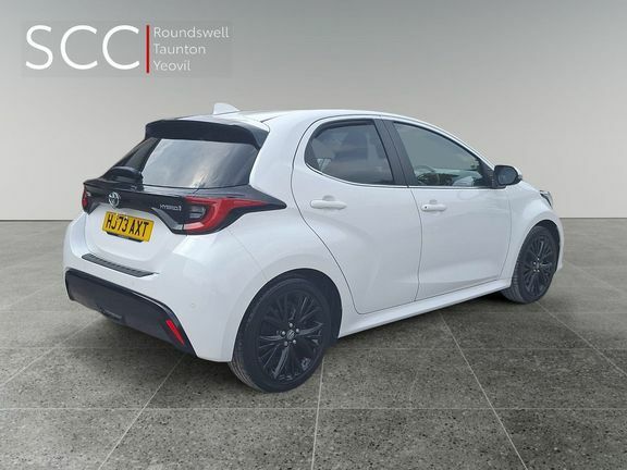 Toyota Yaris Excel HJ73AXT White #6