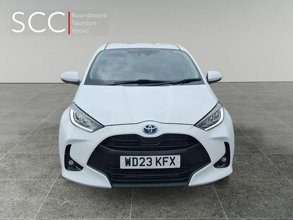 Toyota Yaris Design WD23KFX White #5