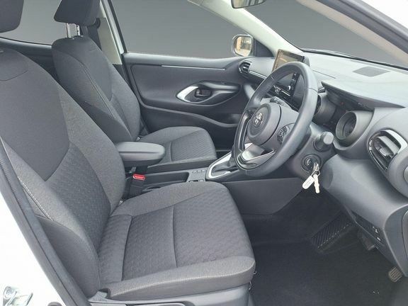 Toyota Yaris Design WD23KFX White #6