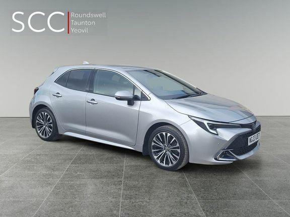 Toyota Corolla Design 1.8 Hb Silver