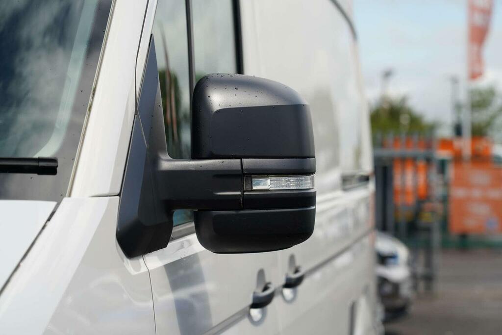 Volkswagen Crafter Diesel White #28