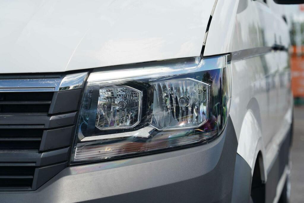 Volkswagen Crafter Diesel White #27