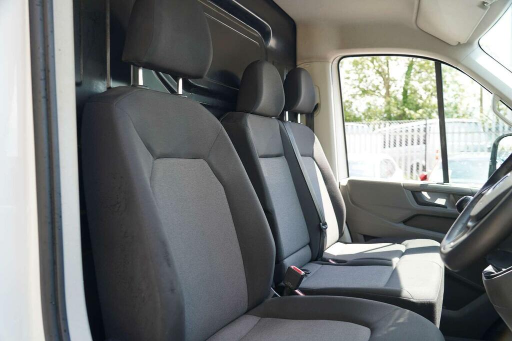 Volkswagen Crafter Diesel White #10