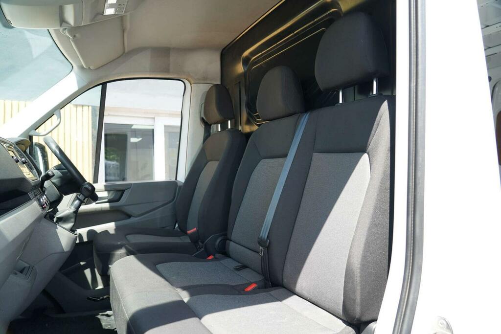 Volkswagen Crafter Diesel White #7