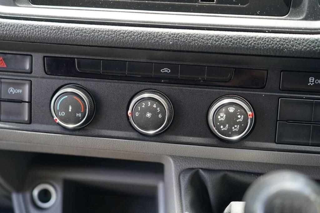 Volkswagen Crafter Diesel White #16