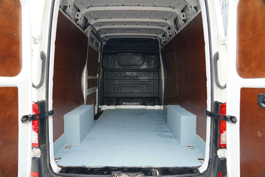 Volkswagen Crafter Diesel White #25