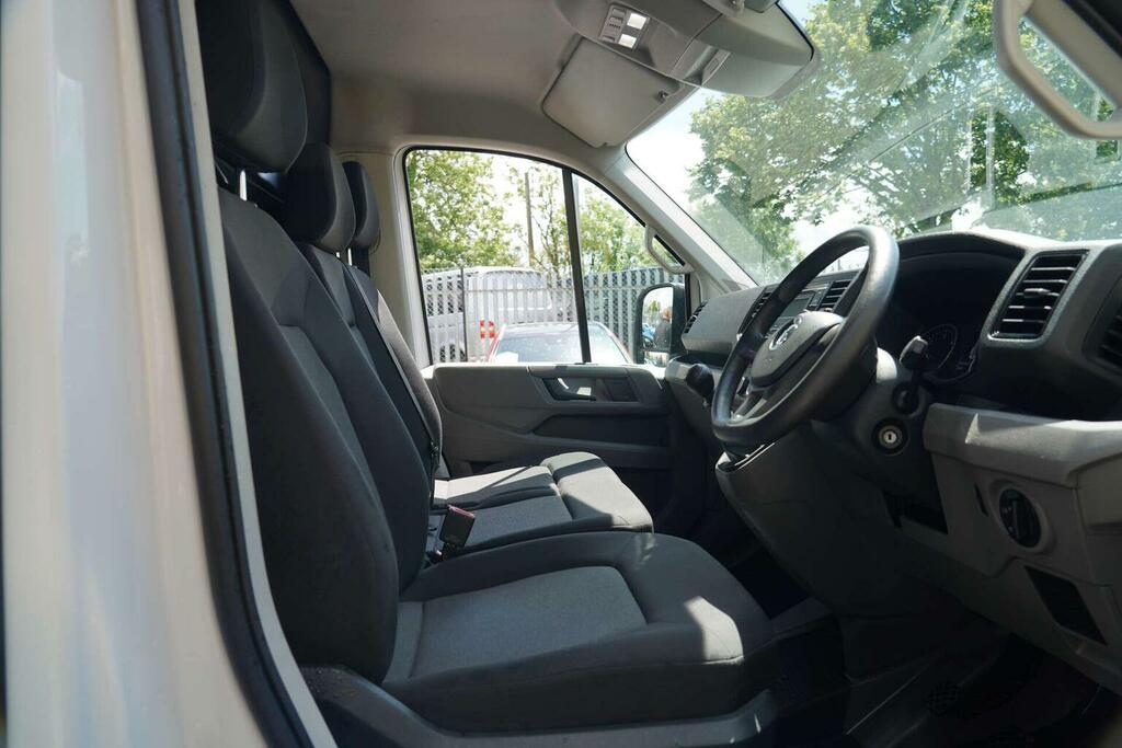 Volkswagen Crafter Diesel White #8