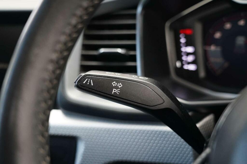 Audi A1 Audi Sportback 25 Tfsi Technik Black #37