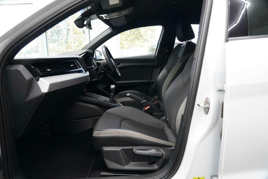 Audi A1 Audi Sportback 25 Tfsi Technik Black #22