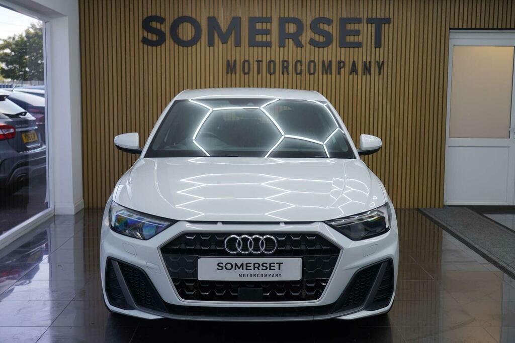 Audi A1 Audi Sportback 25 Tfsi Technik Black #4