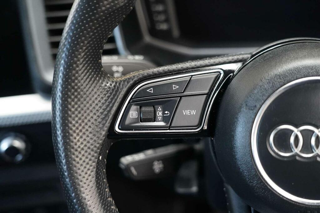 Audi A1 Audi Sportback 25 Tfsi Technik Black #35