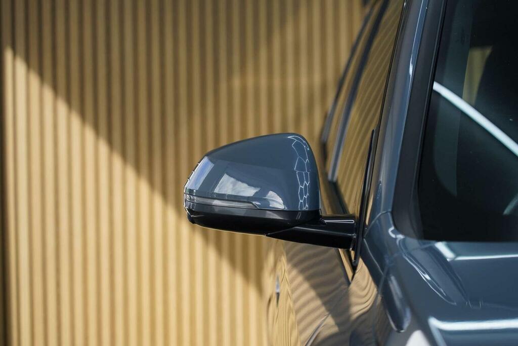 BMW X1 Sdrive 18D M Sport Step Black #46