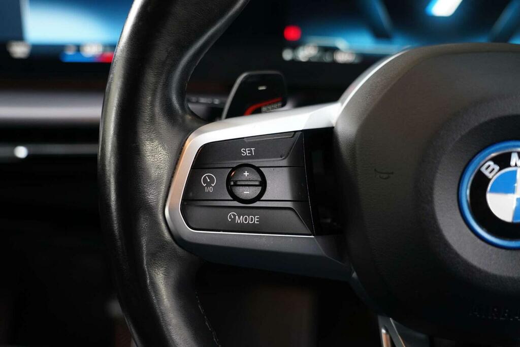 BMW X1 Sdrive 18D M Sport Step Black #25