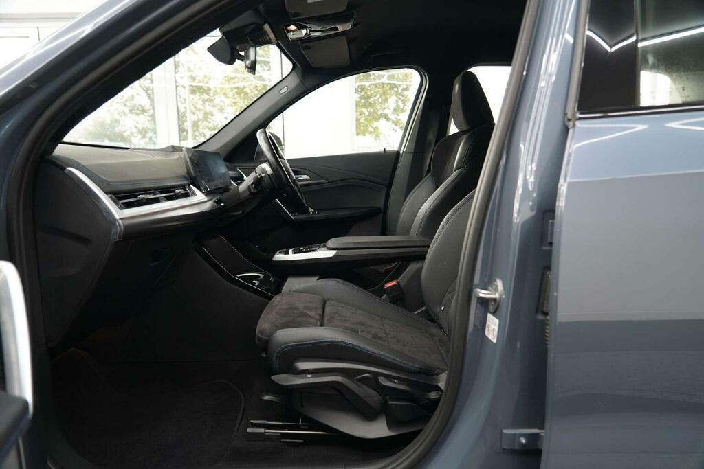 BMW X1 Sdrive 18D M Sport Step Black #19