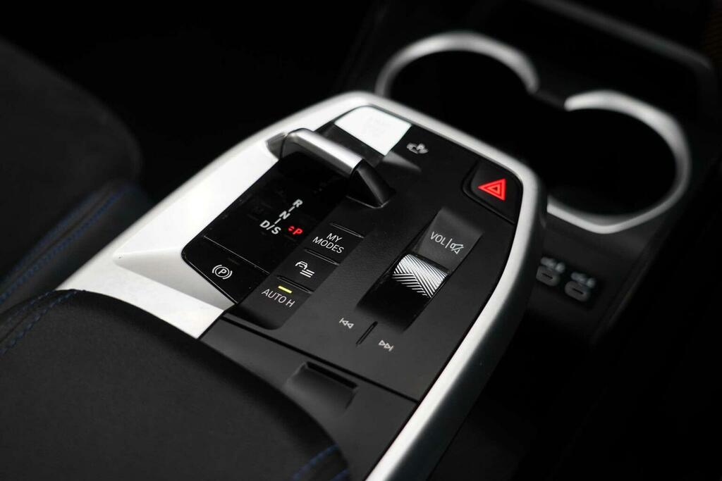 BMW X1 Sdrive 18D M Sport Step Black #39