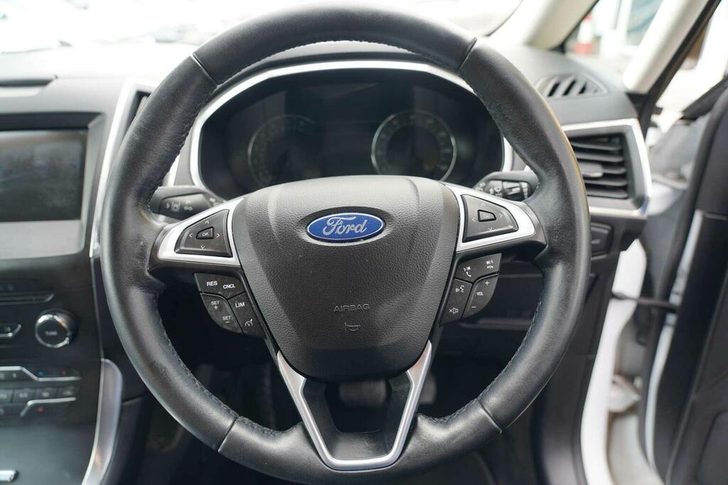 Ford S-Max 2.0 Ecoblue Titanium Euro 6 Ss White #2