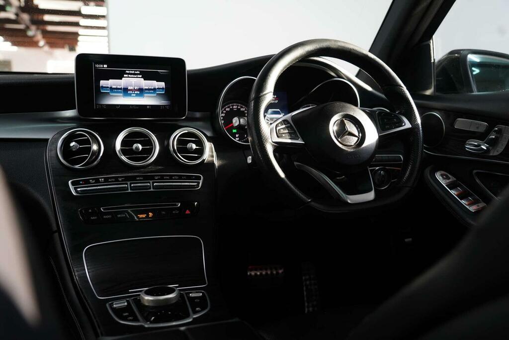 Mercedes-Benz GLC Class 2.1 Glc 250 D 4Matic Amg Line Premium 201 Bhp White #23