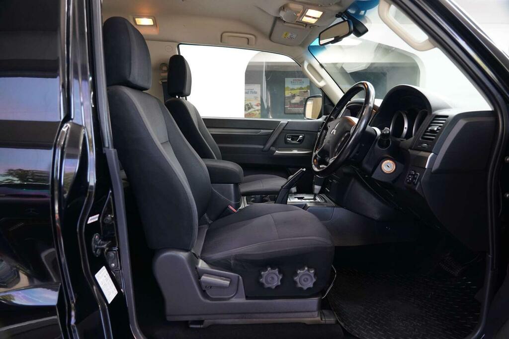 Mitsubishi Shogun 3.2 Di-dc Sg3 4Wd Euro 6 Lwb Brown #11