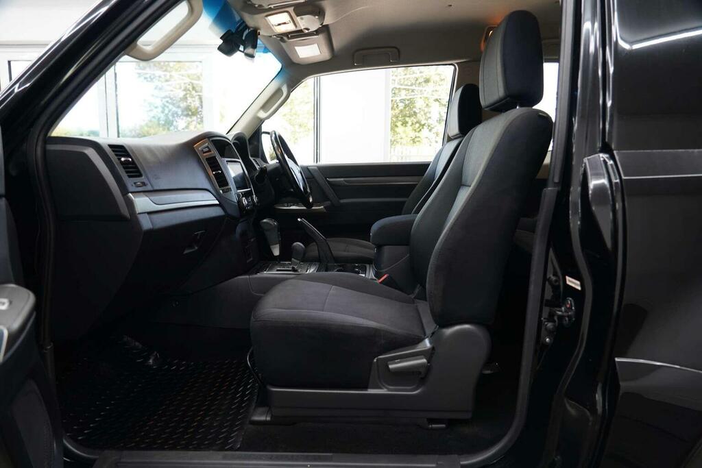 Mitsubishi Shogun 3.2 Di-dc Sg3 4Wd Euro 6 Lwb Brown #15