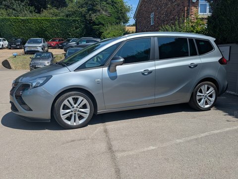 Vauxhall Zafira Sri Silver #2