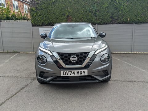 Nissan Juke Hatchback White #8